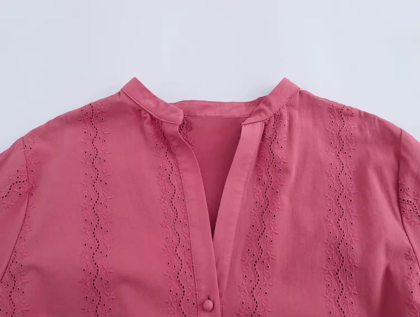 CHEMISE TEXTURÉE COL V
