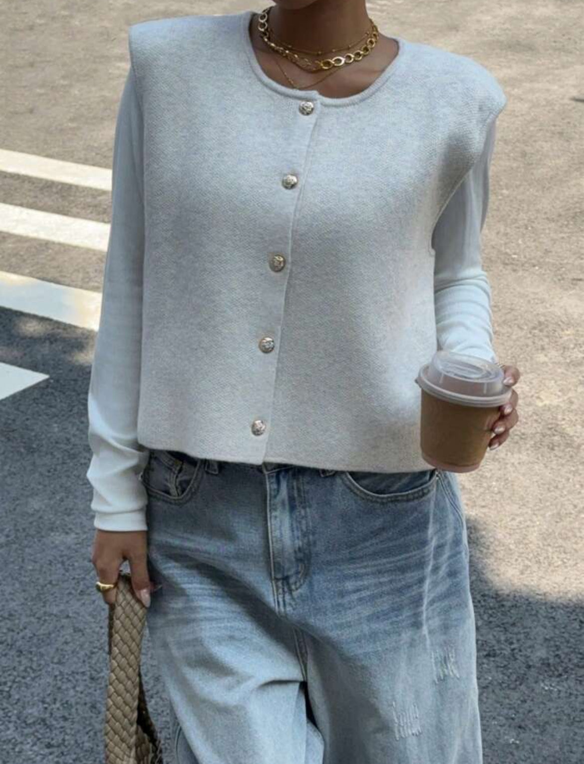 CARDIGAN SENZA MANICHE CON BOTTONI