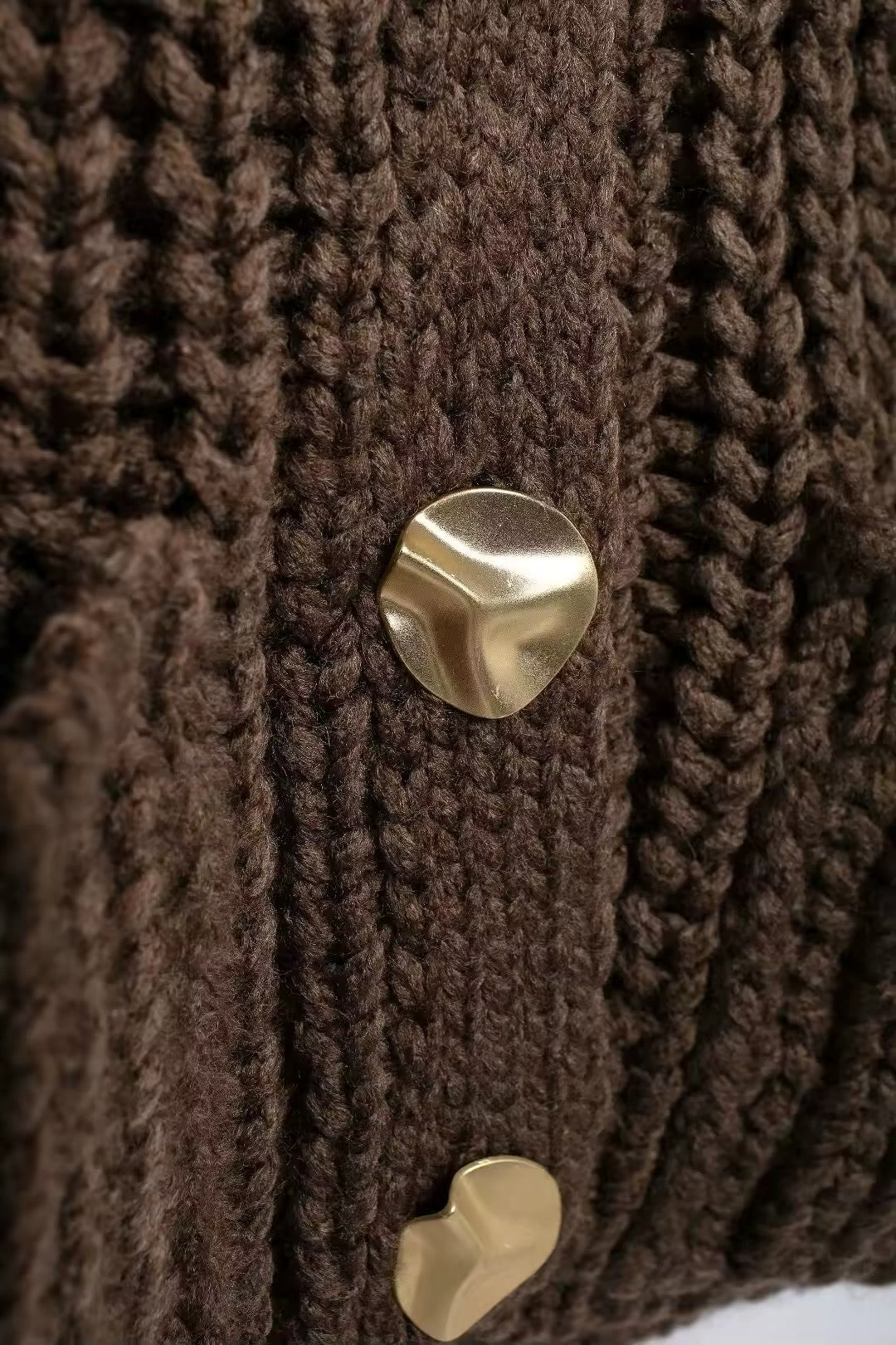 CARDIGAN IN MAGLIA SENZA MANICHE