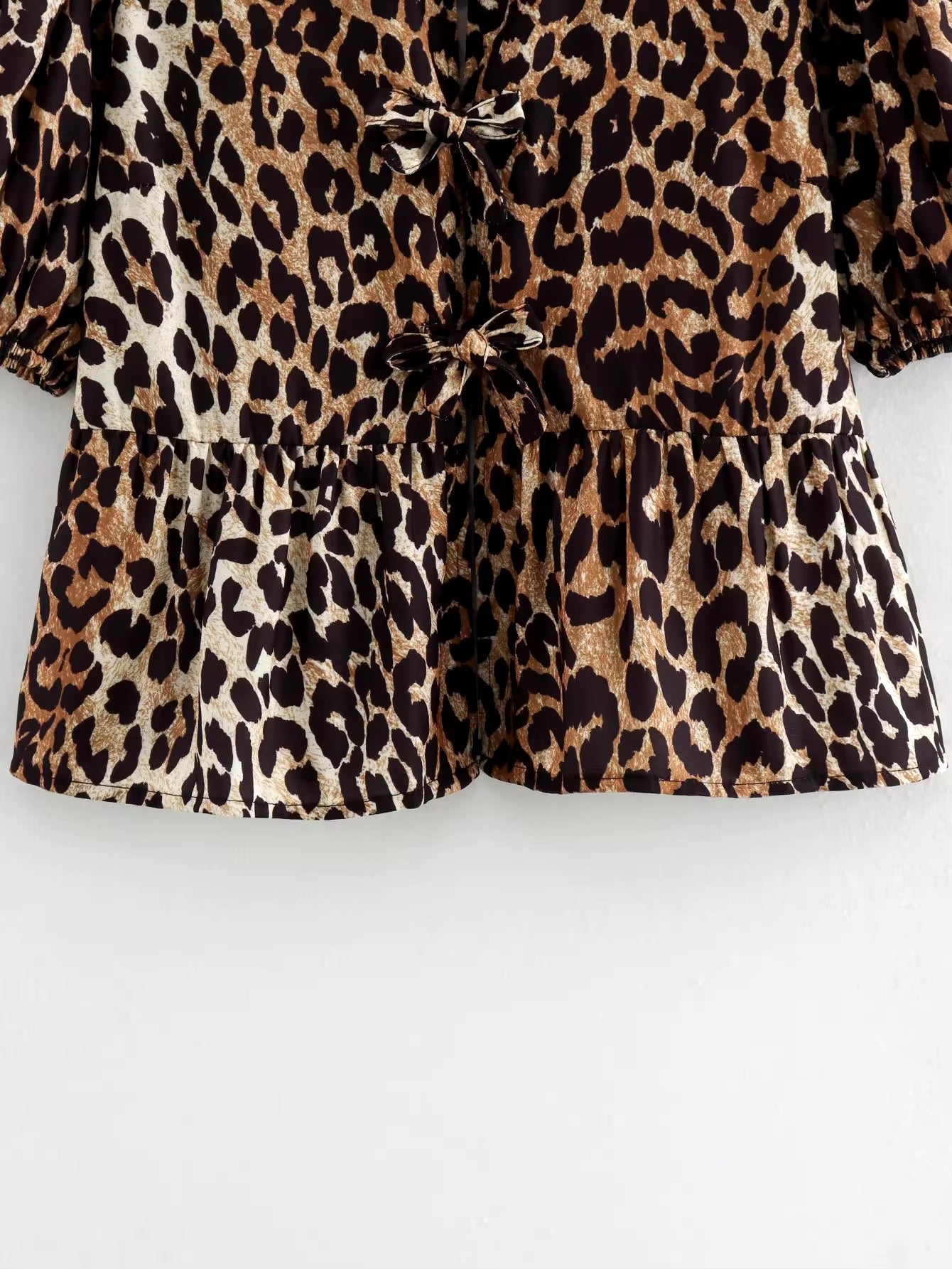 Leopard print shirt • Women