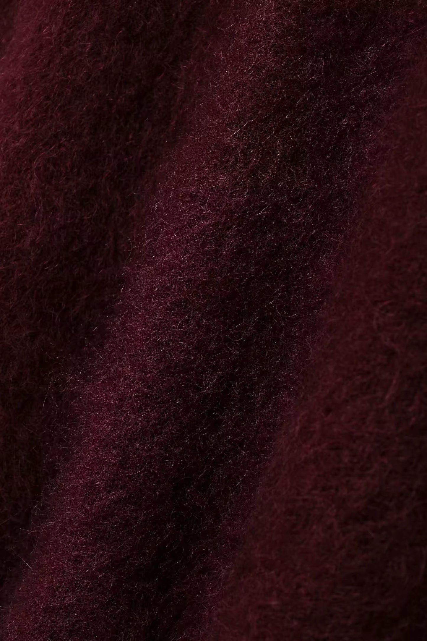Morbido maglione girocollo in maglia