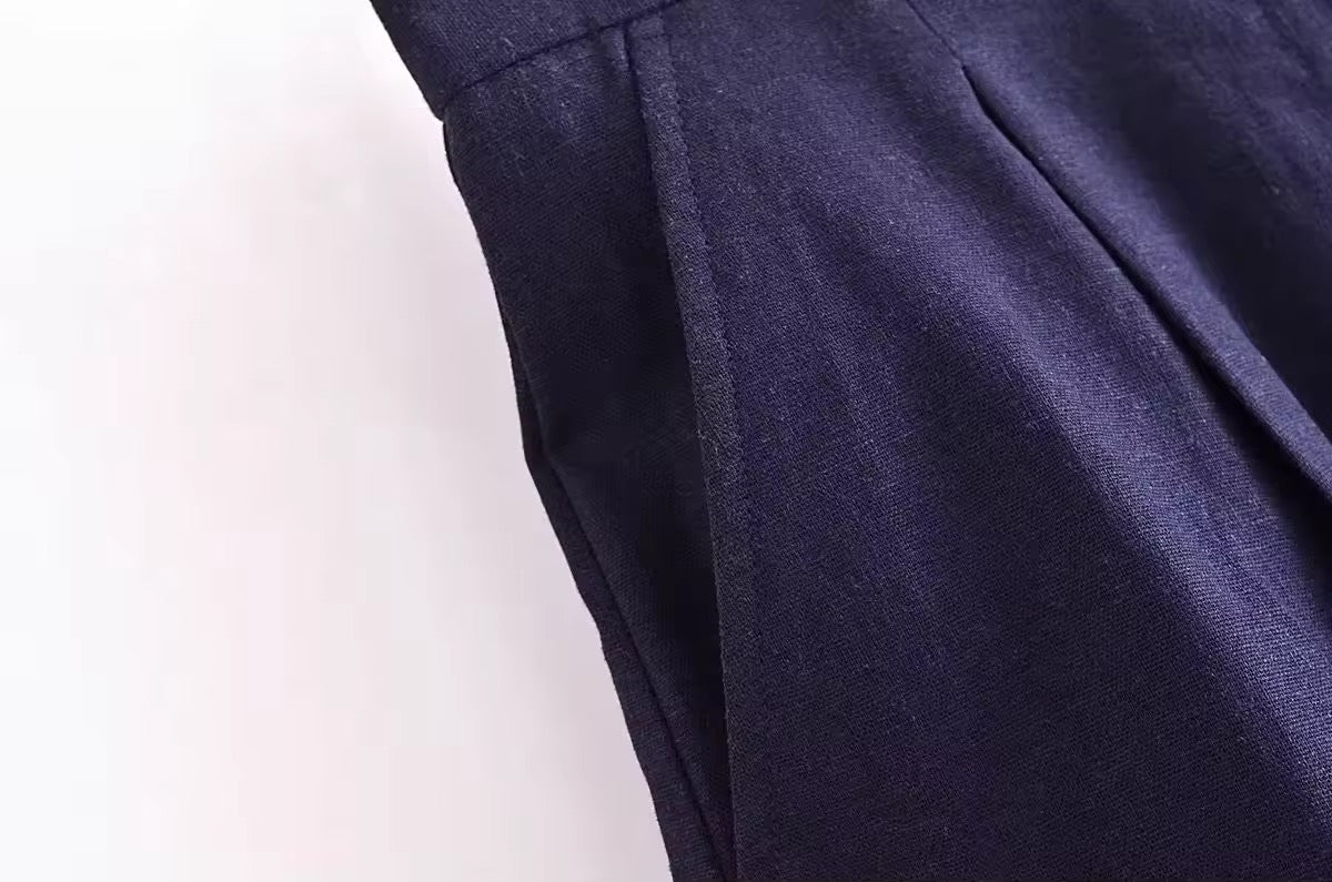 SHORT TAILLE HAUTE À PINCES