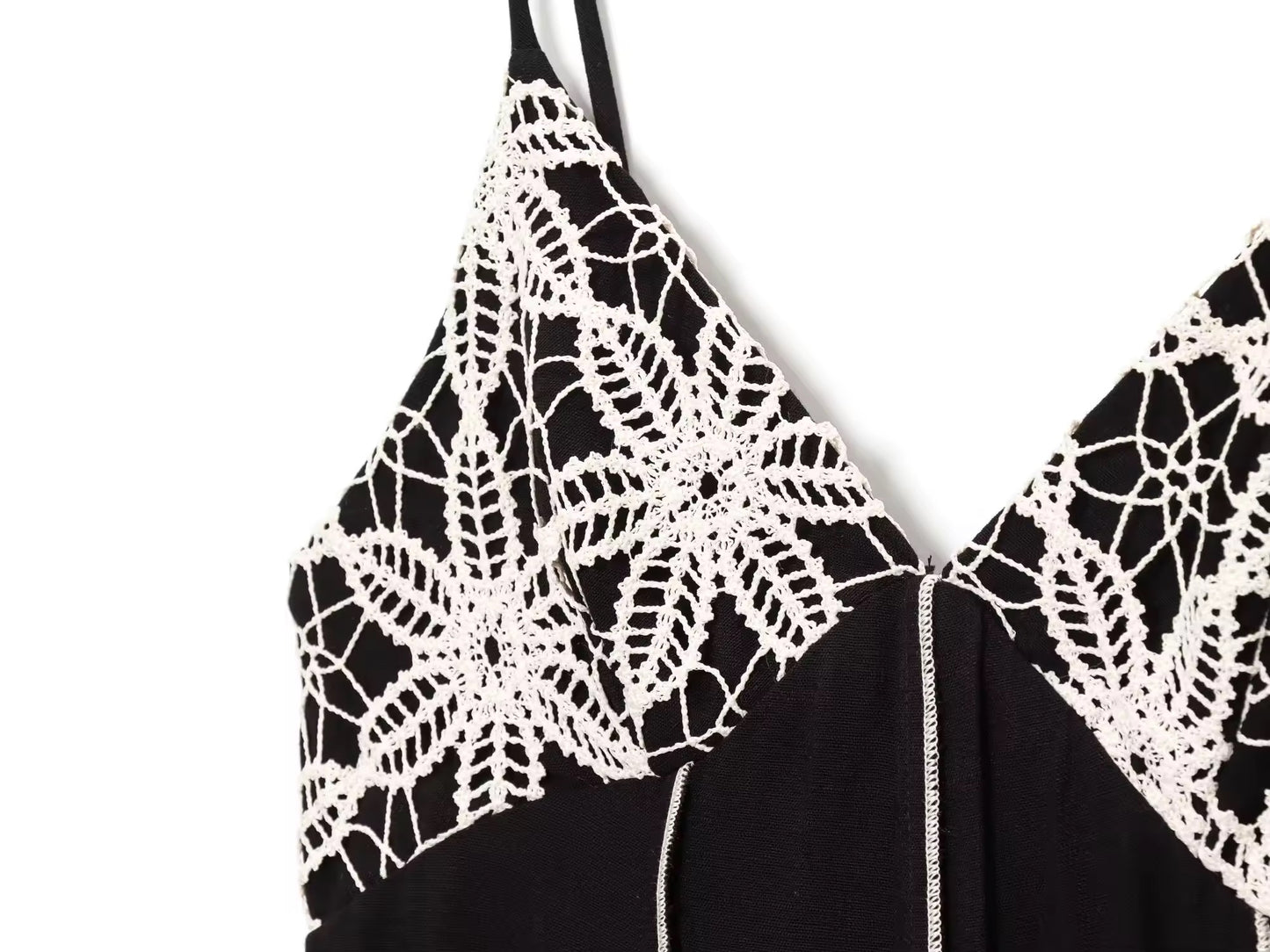 ROBE LÉGÈRE À BRETELLES LIEN