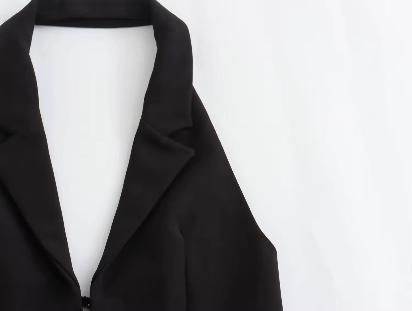 TOP COL TAILLEUR DOS NU