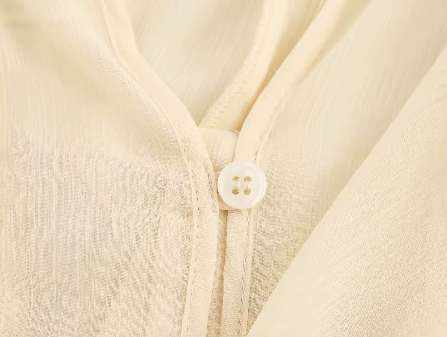 BLUSA CON VOLANT DA DONNA