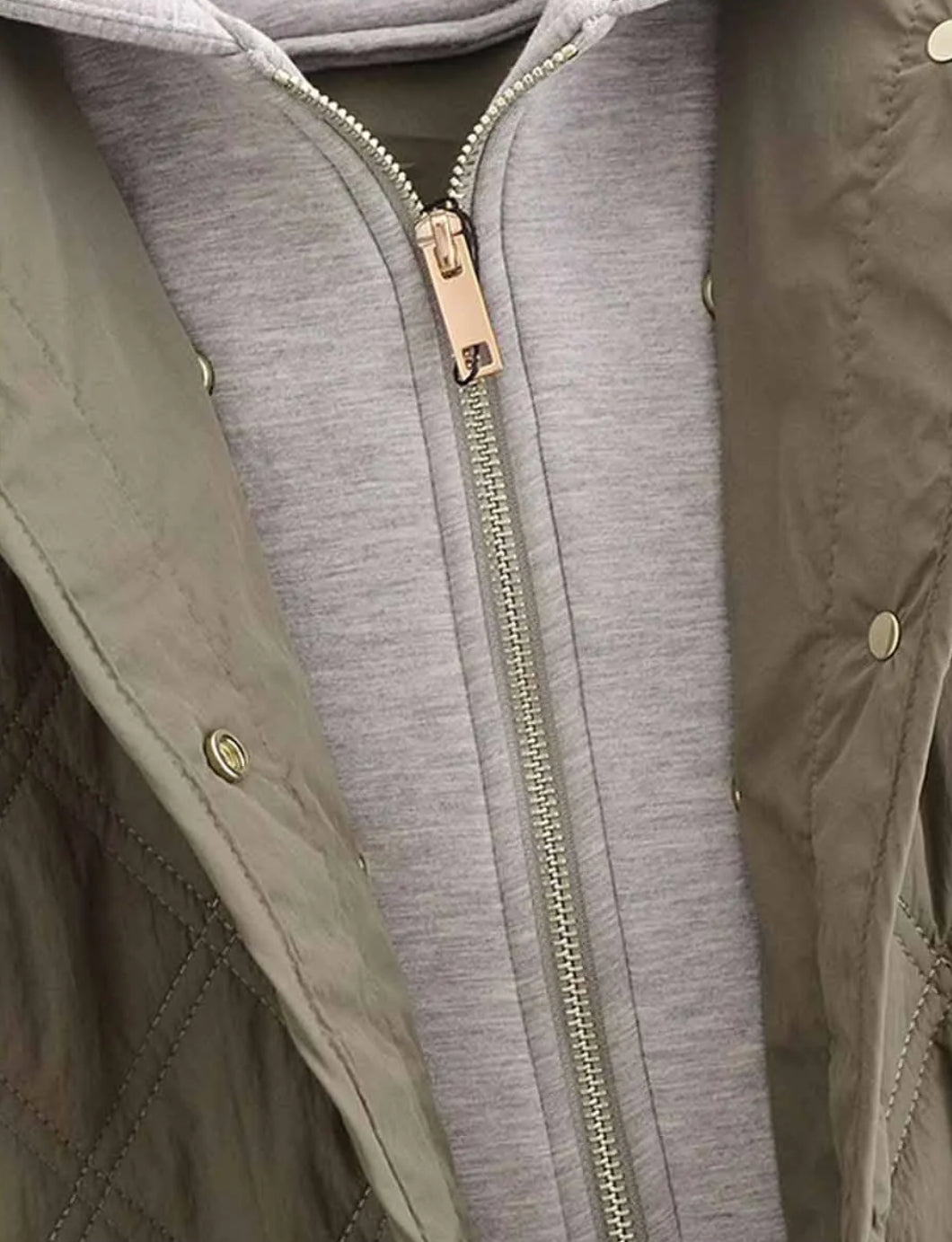 Hooded coat • Women