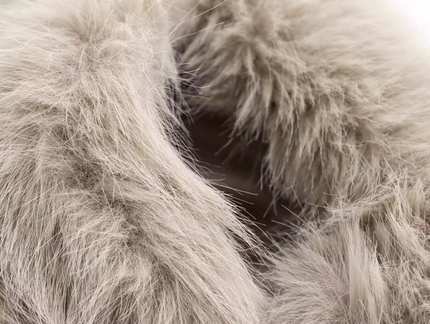 GILET SANS MANCHES EFFET FOURRURE