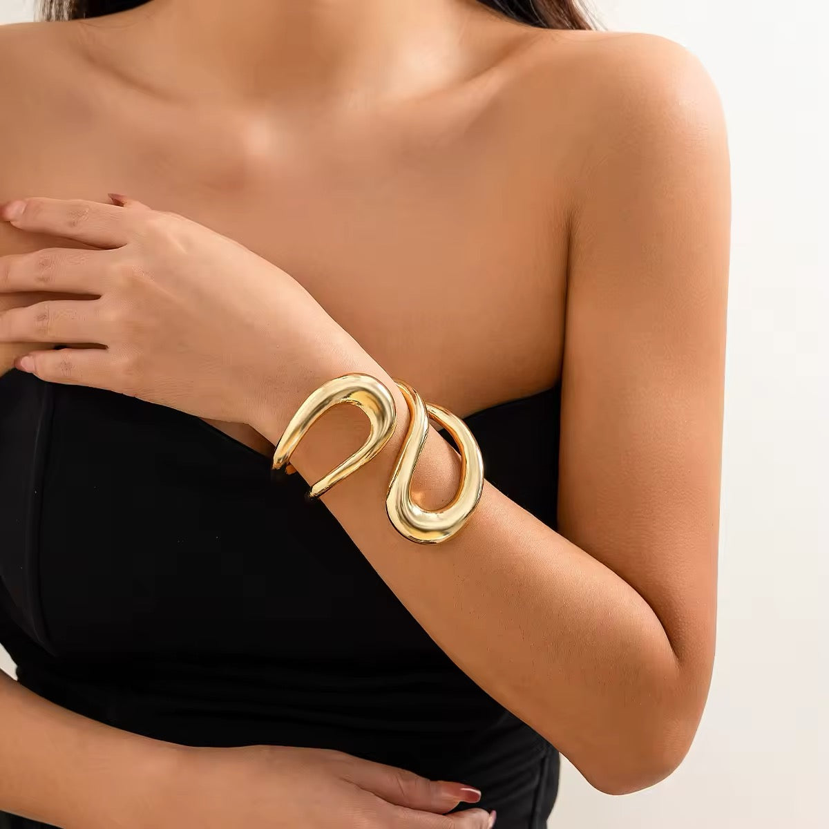 BRACCIALE GEOMETRICO 100% ACCIAIO INOSSIDABILE
