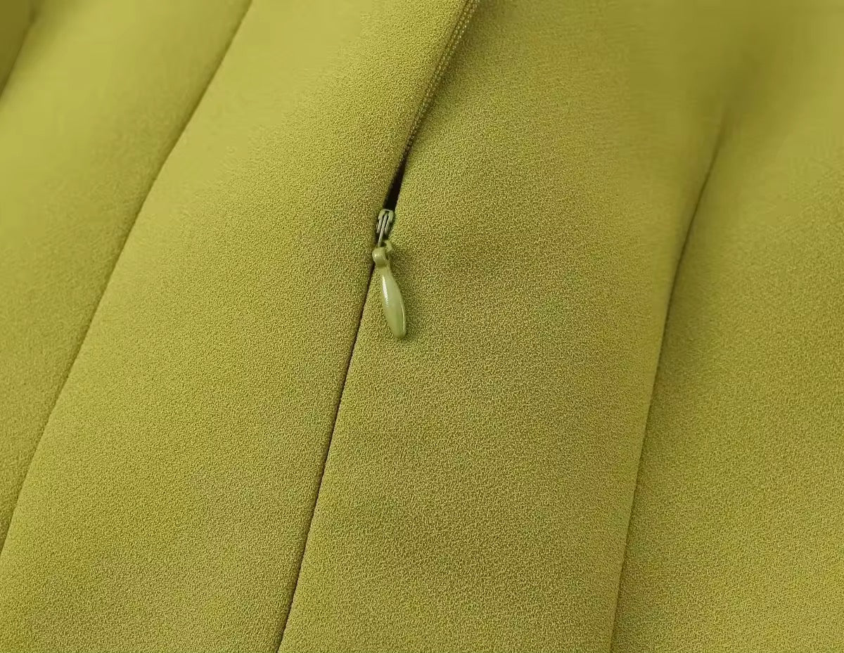 TOP DI MEDIA LUNGHEZZA CON SCOLLO A V