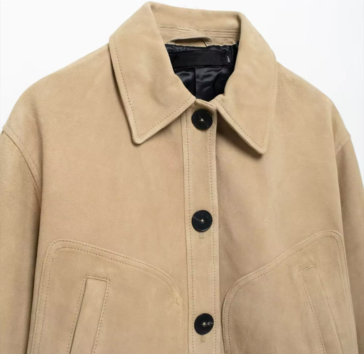 VESTE COURTE AVEC DAIM