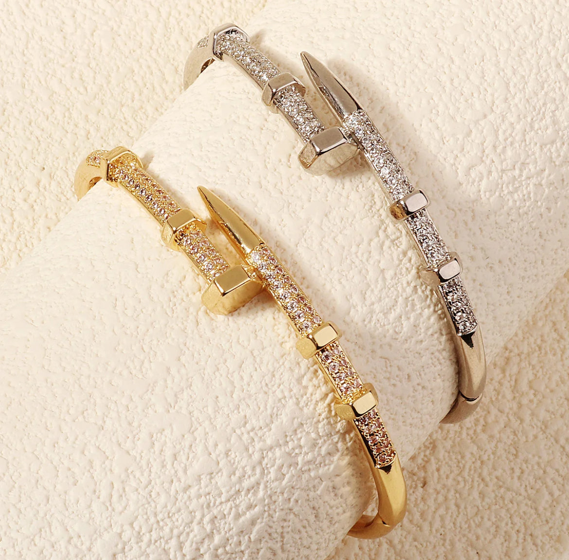 Stainless steel bracelet • Women