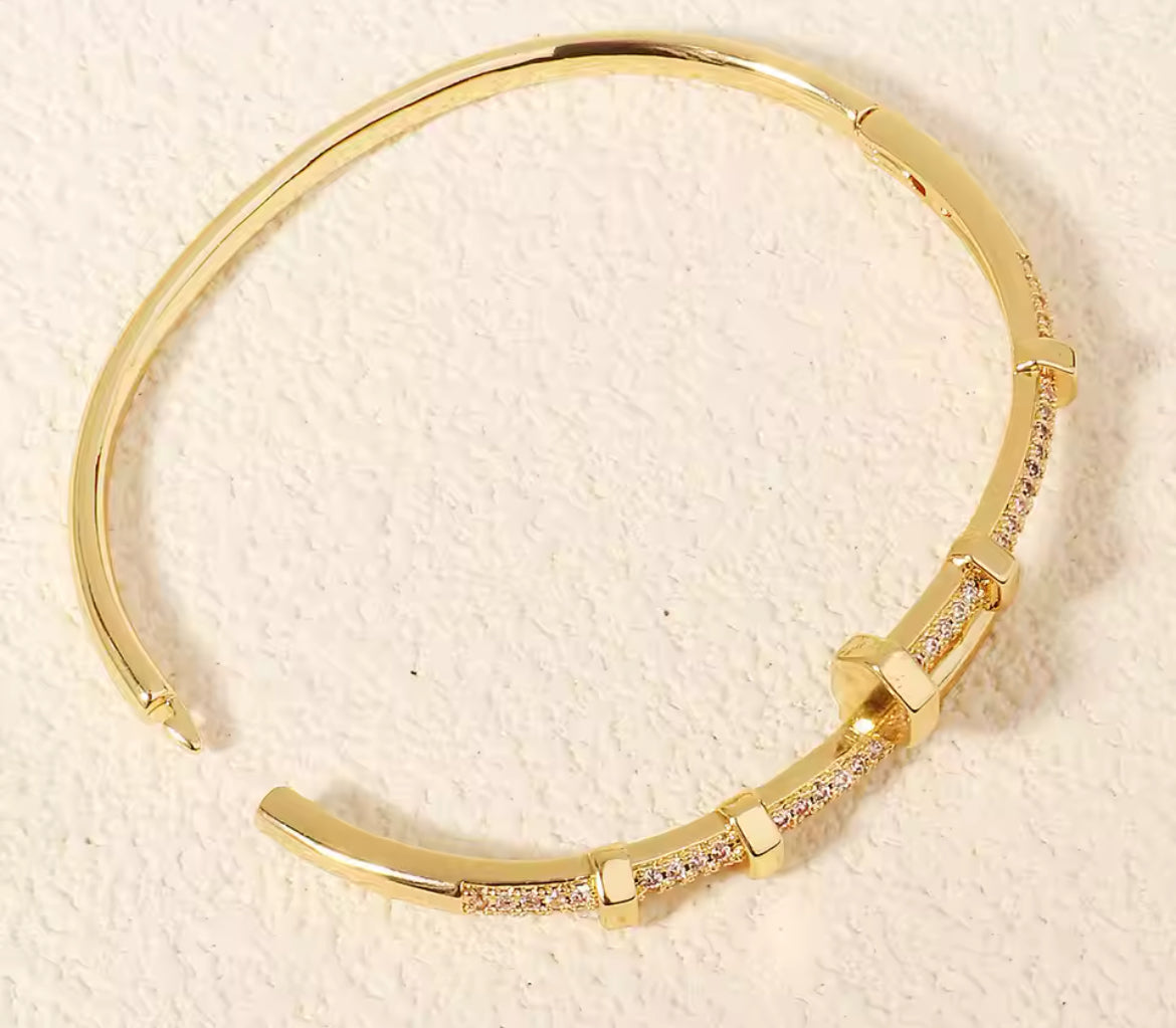 Stainless steel bracelet • Women