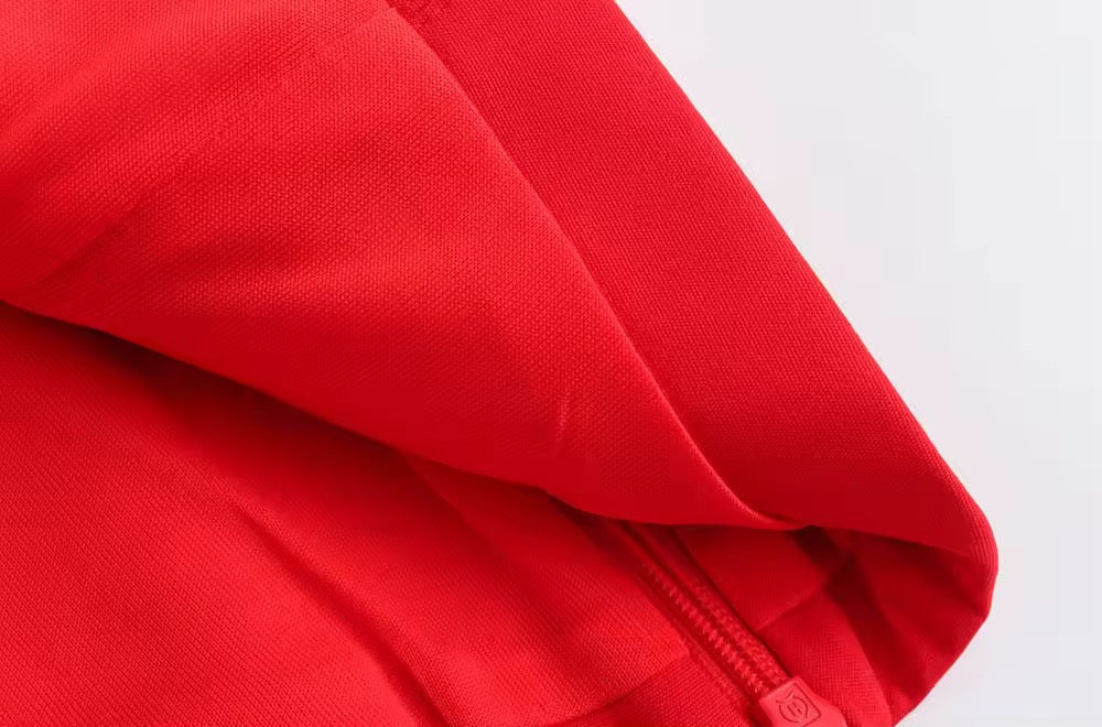 TOP HALTER STRUCTURÉ