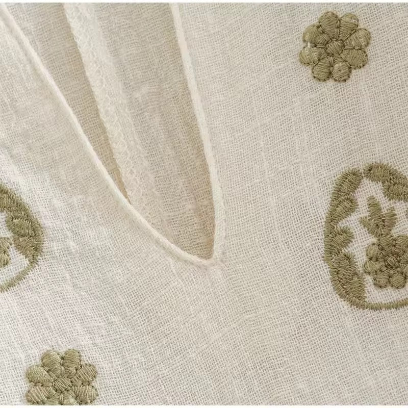 BLOUSE BRODÉE À MANCHES VOLUMINEUSES