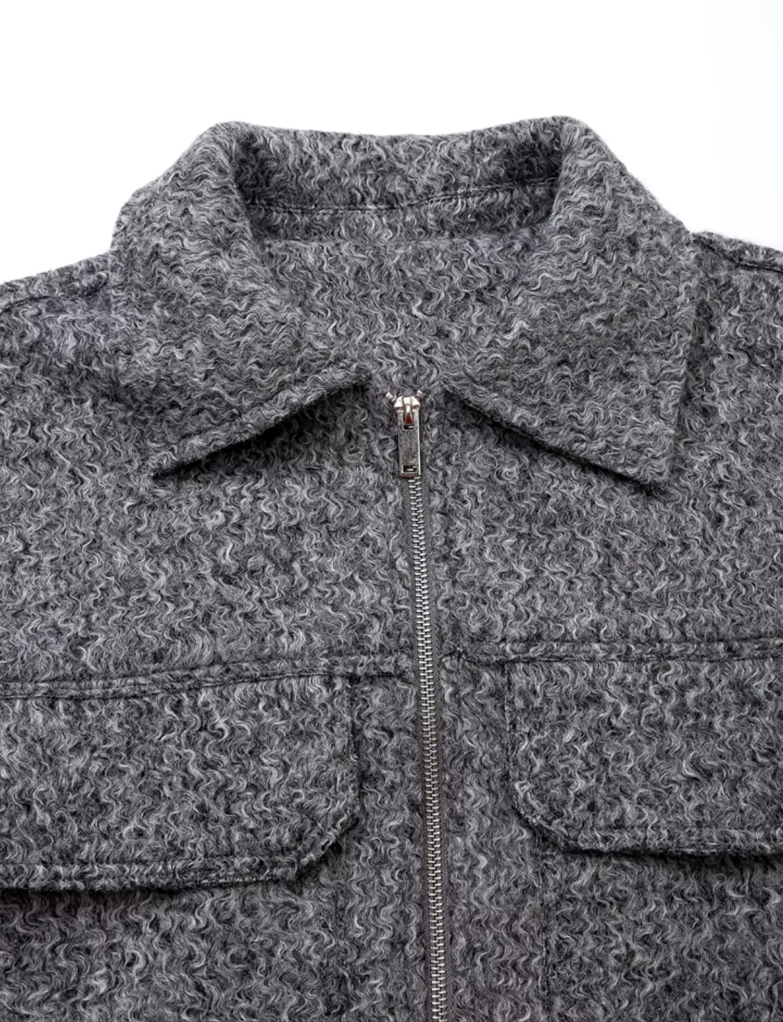 Knitted jacket • Women