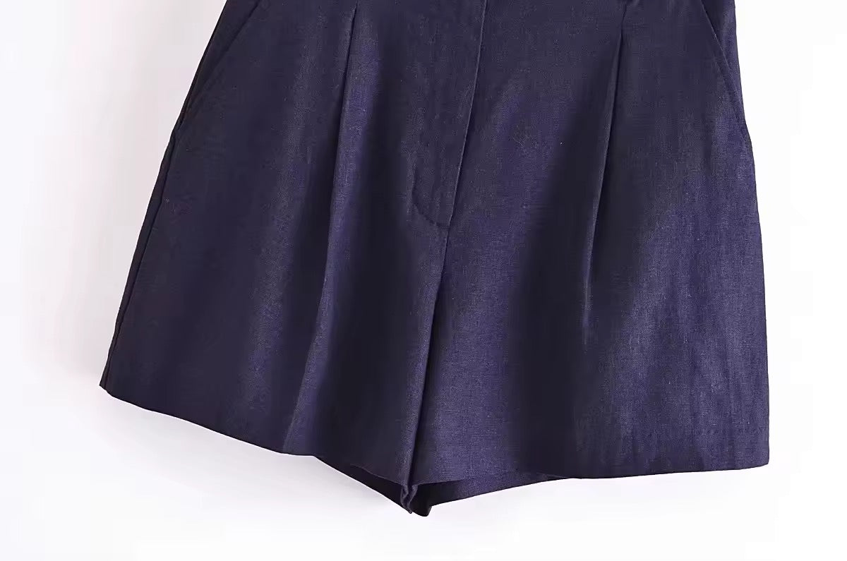 SHORT TAILLE HAUTE À PINCES