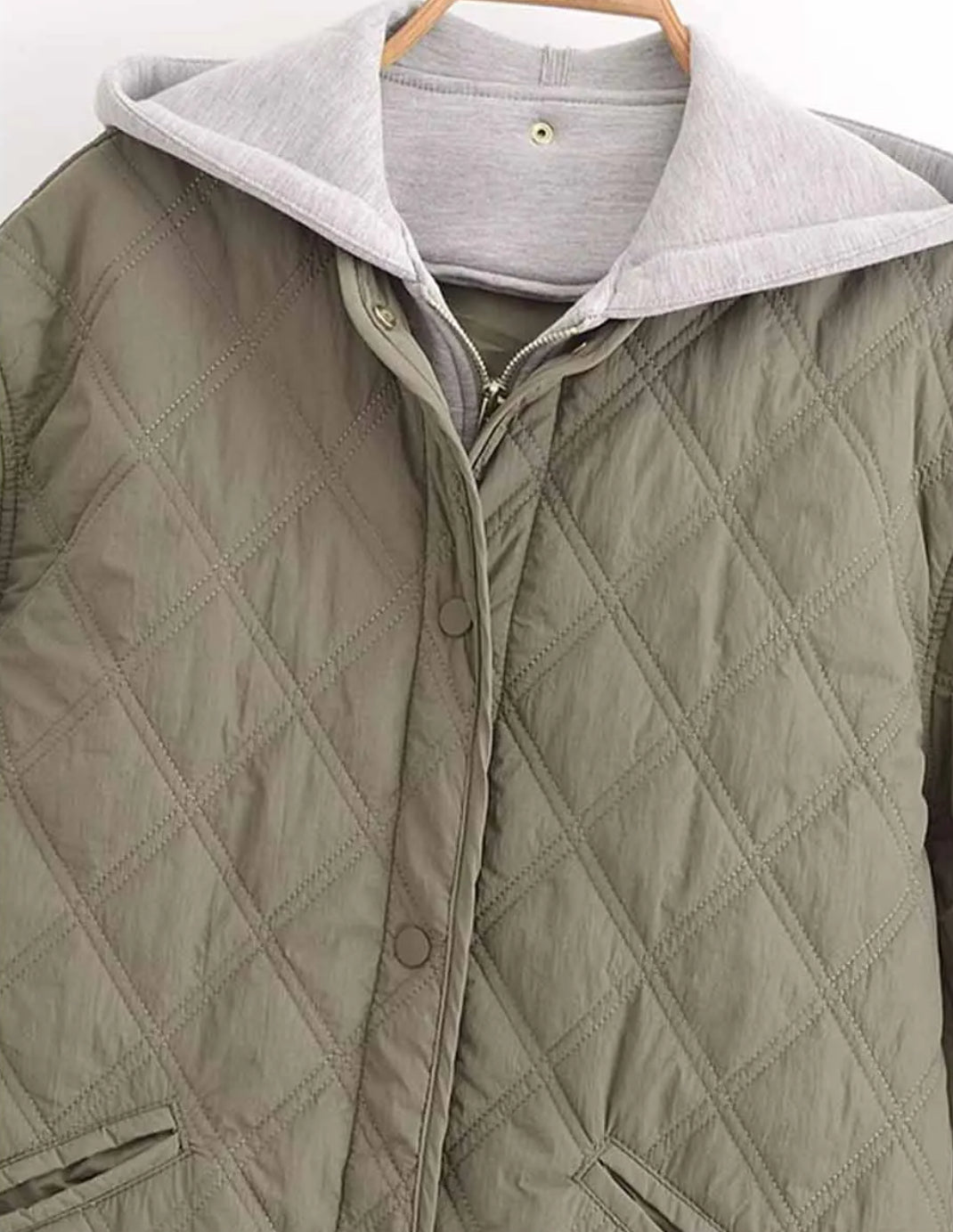 Hooded coat • Women