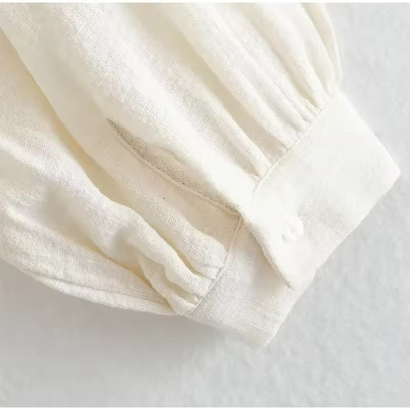 BLOUSE BRODÉE À MANCHES VOLUMINEUSES