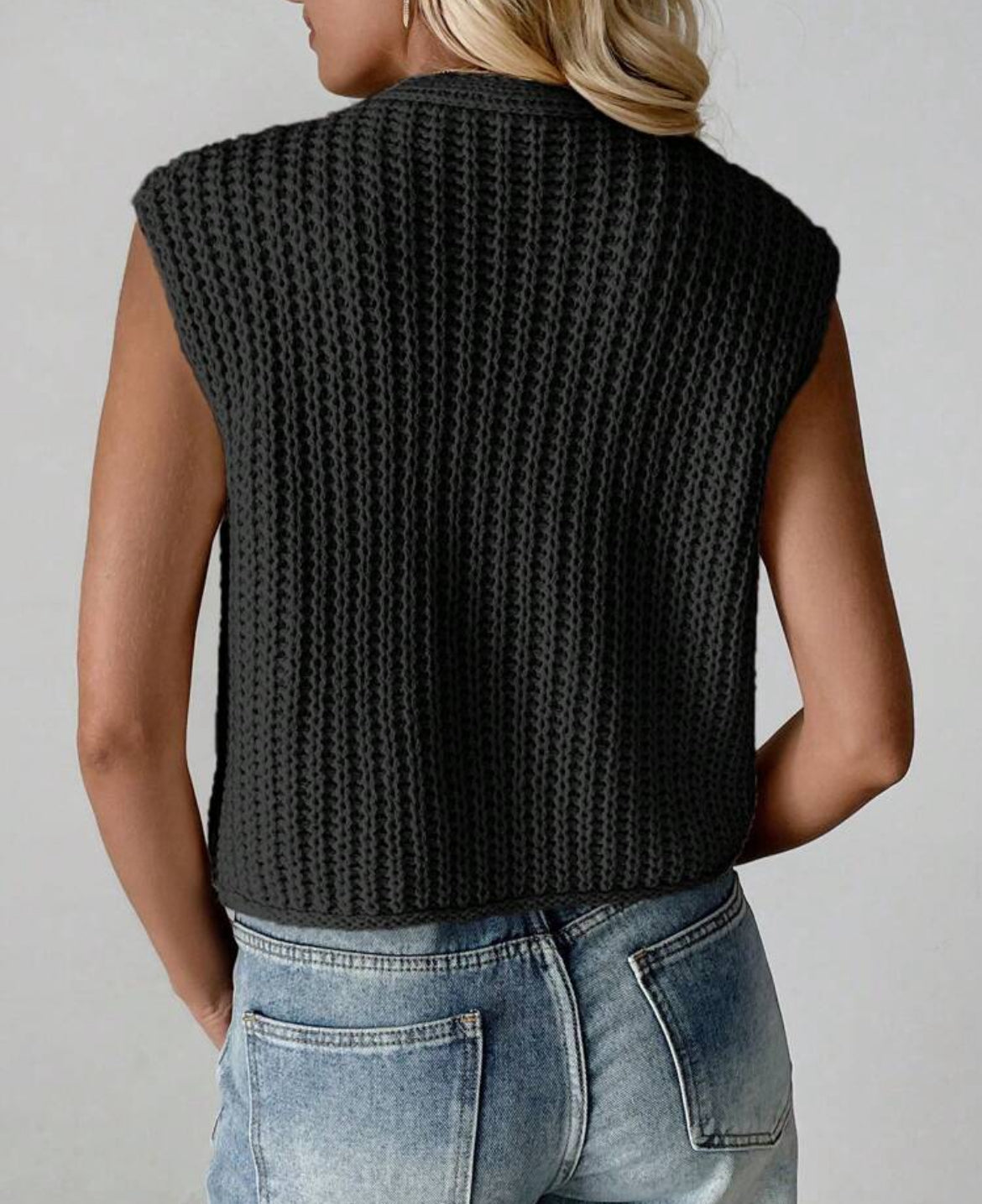 CARDIGAN CON BOTTONI ORO