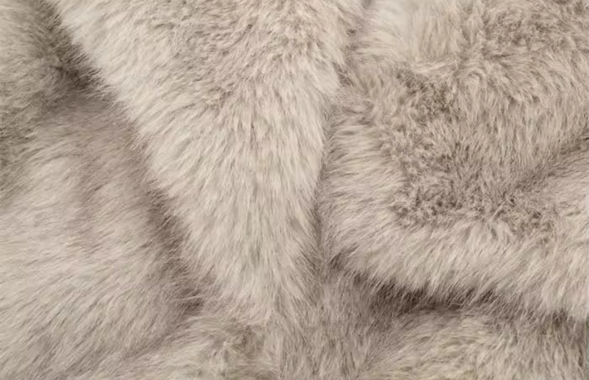 Fur effect down jacket • Women