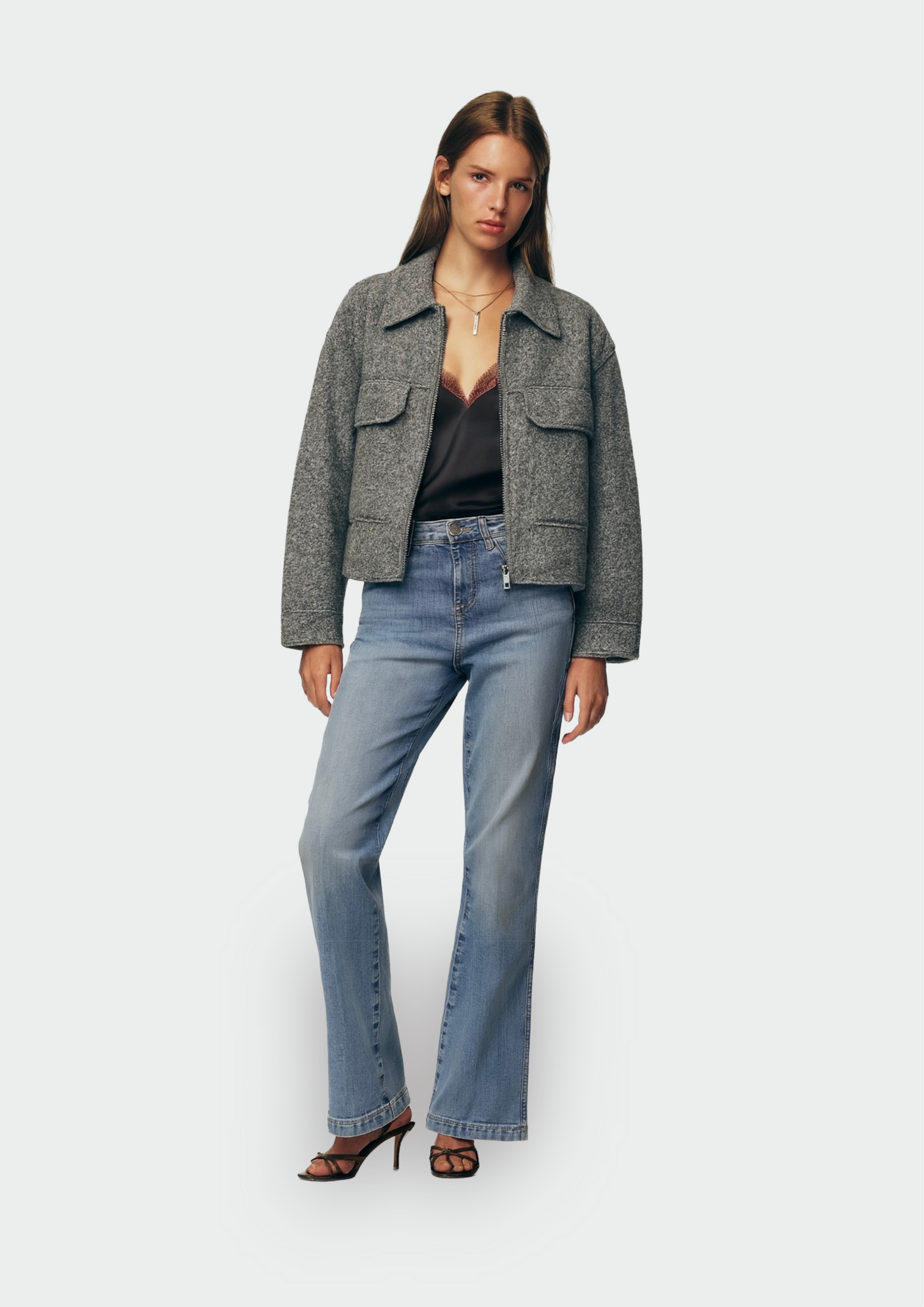 Knitted jacket • Women