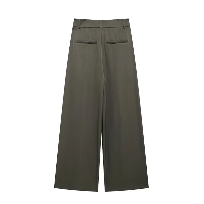 Pantaloni larghi • Donna