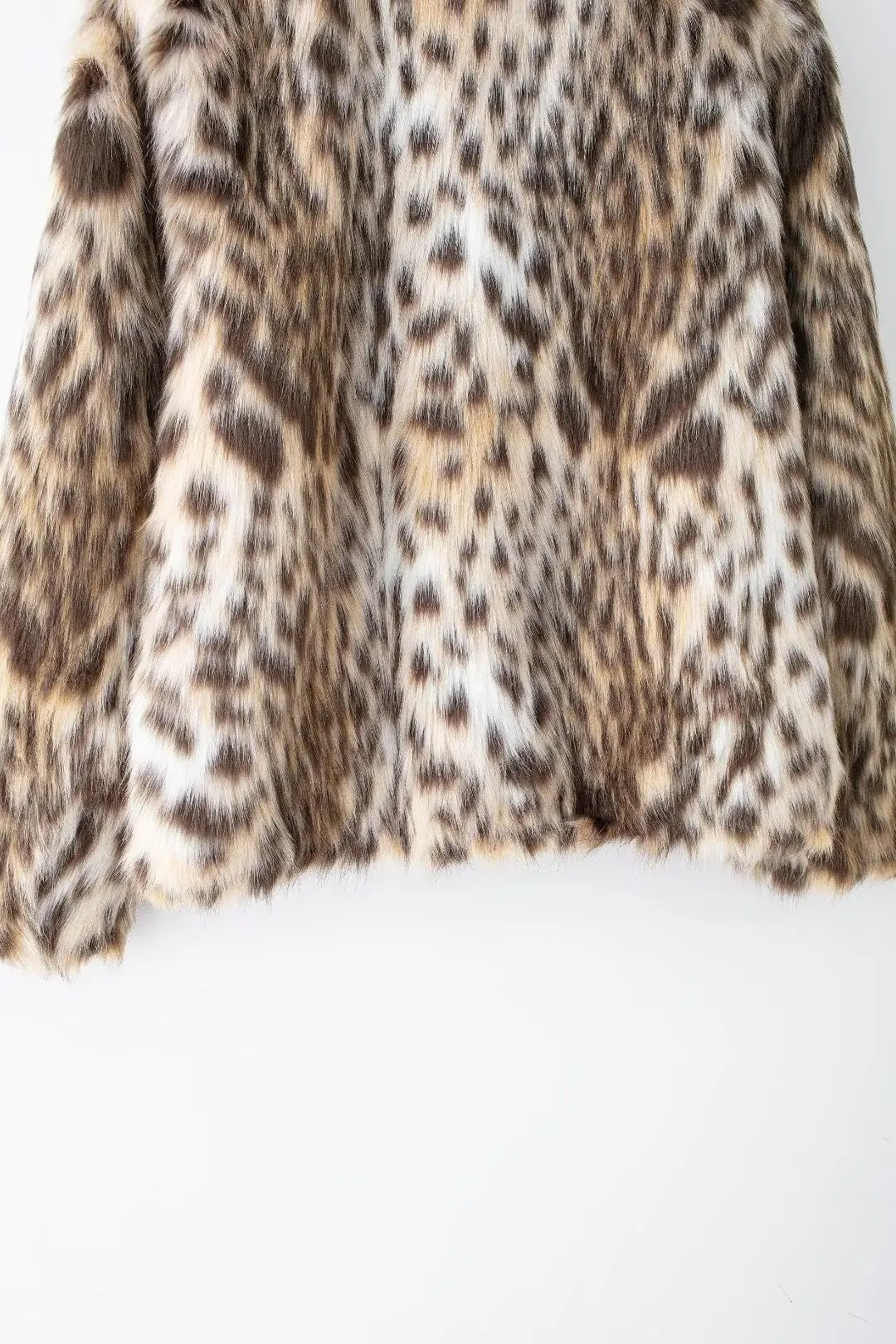 Fur-effect down jacket • Women