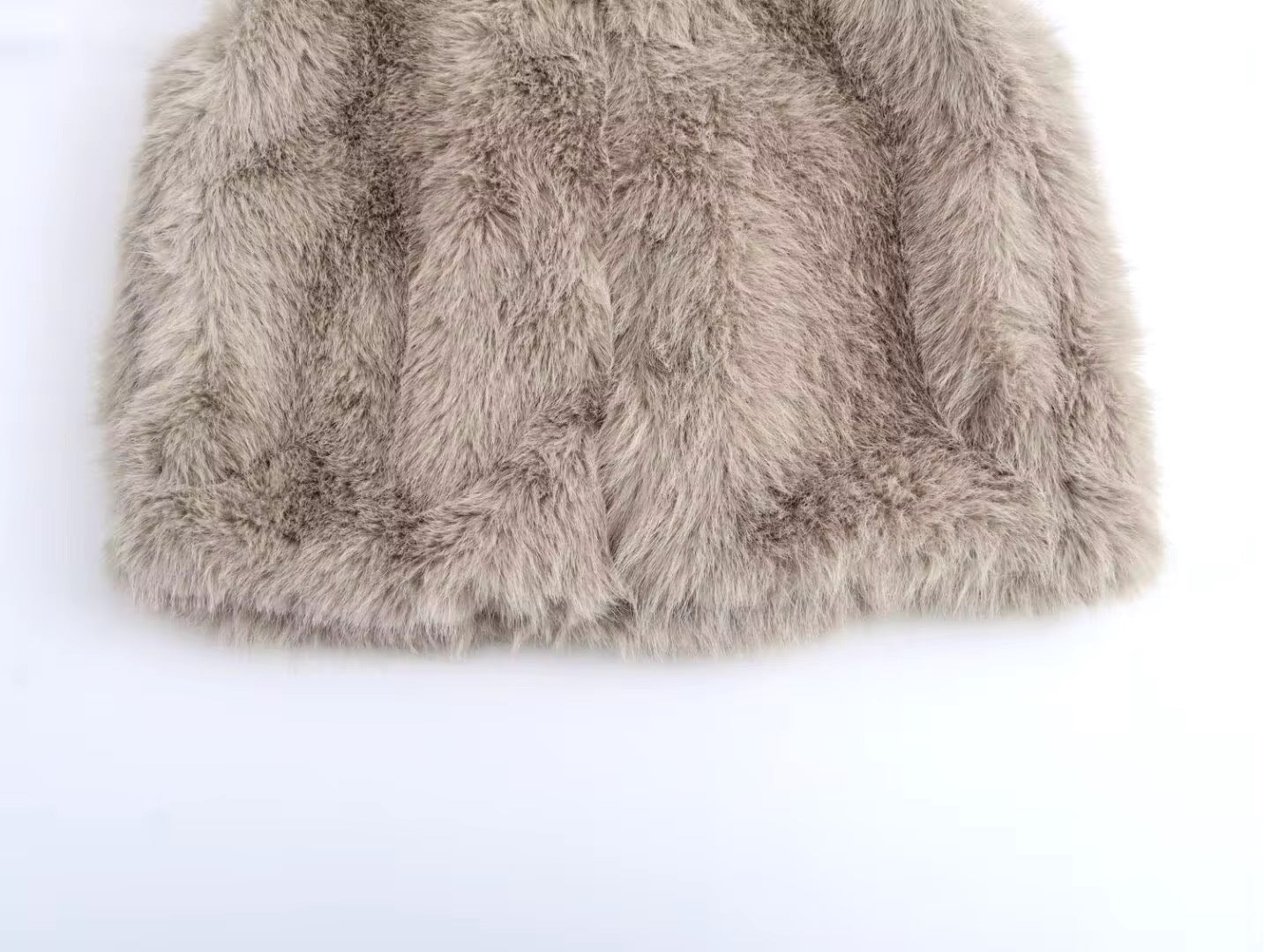Fur effect jacket • Women
