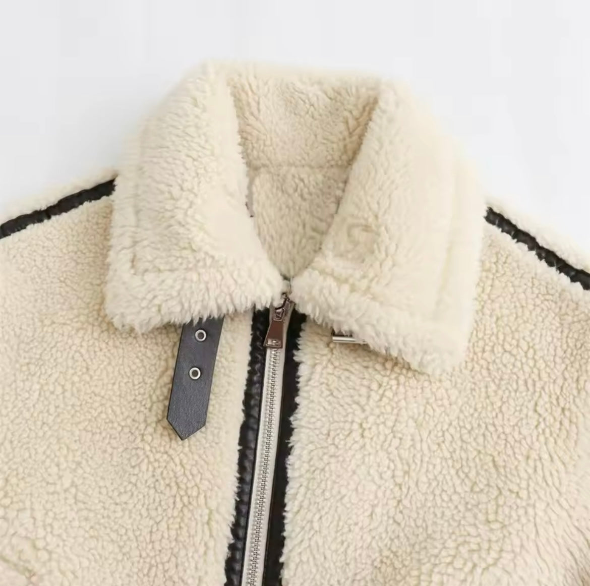 VESTE EFFET LAINE COL REVERS