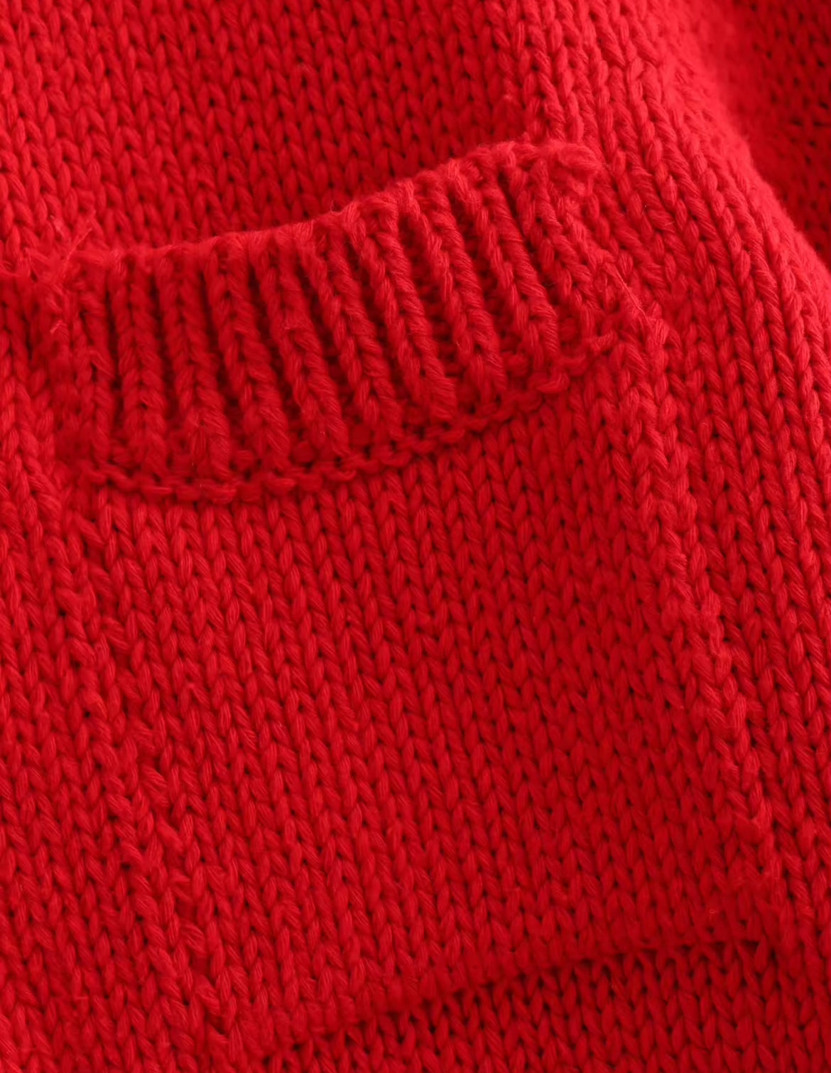 Red knitted jacket • Women
