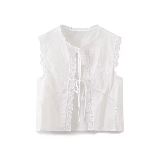 GILET EN BRODERIE ANGLAISE