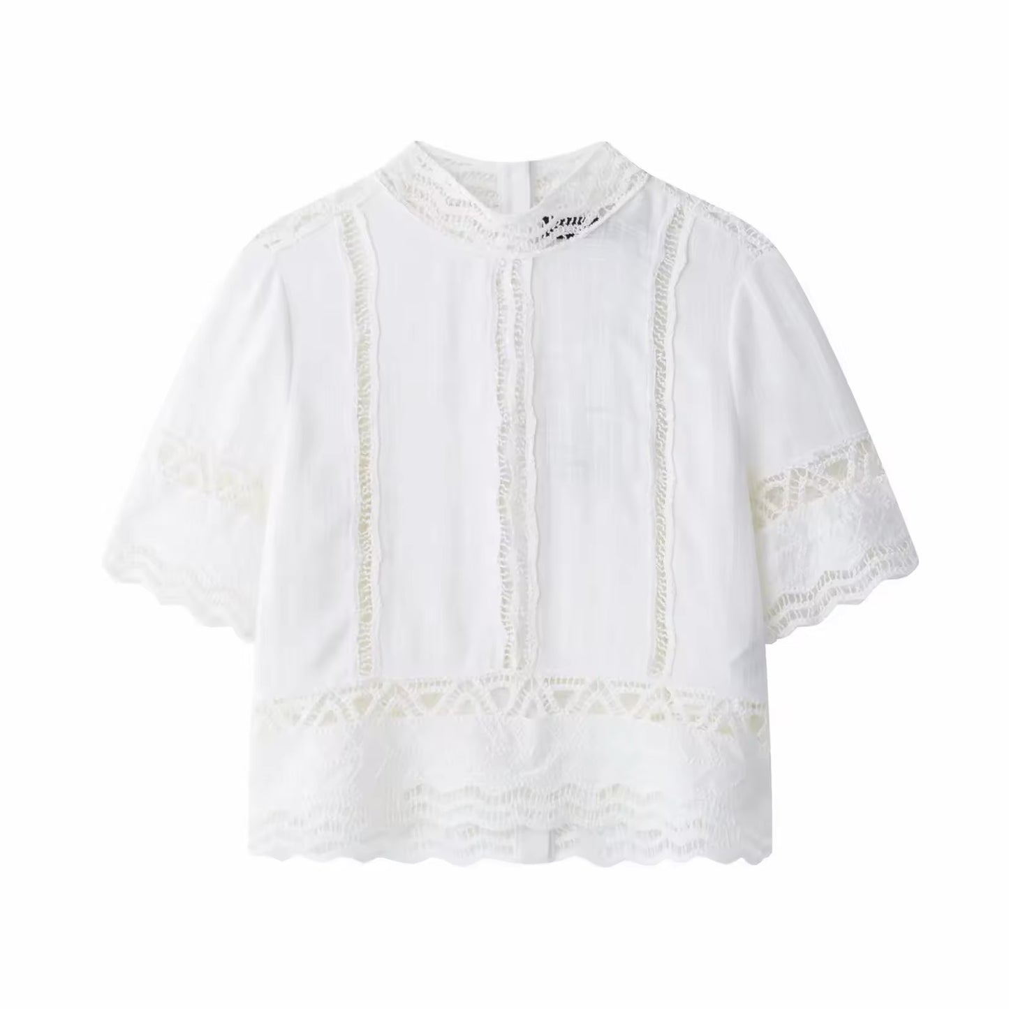 BLUSA BIANCA A MANICHE CORTE CON DETTAGLI IN PIZZO