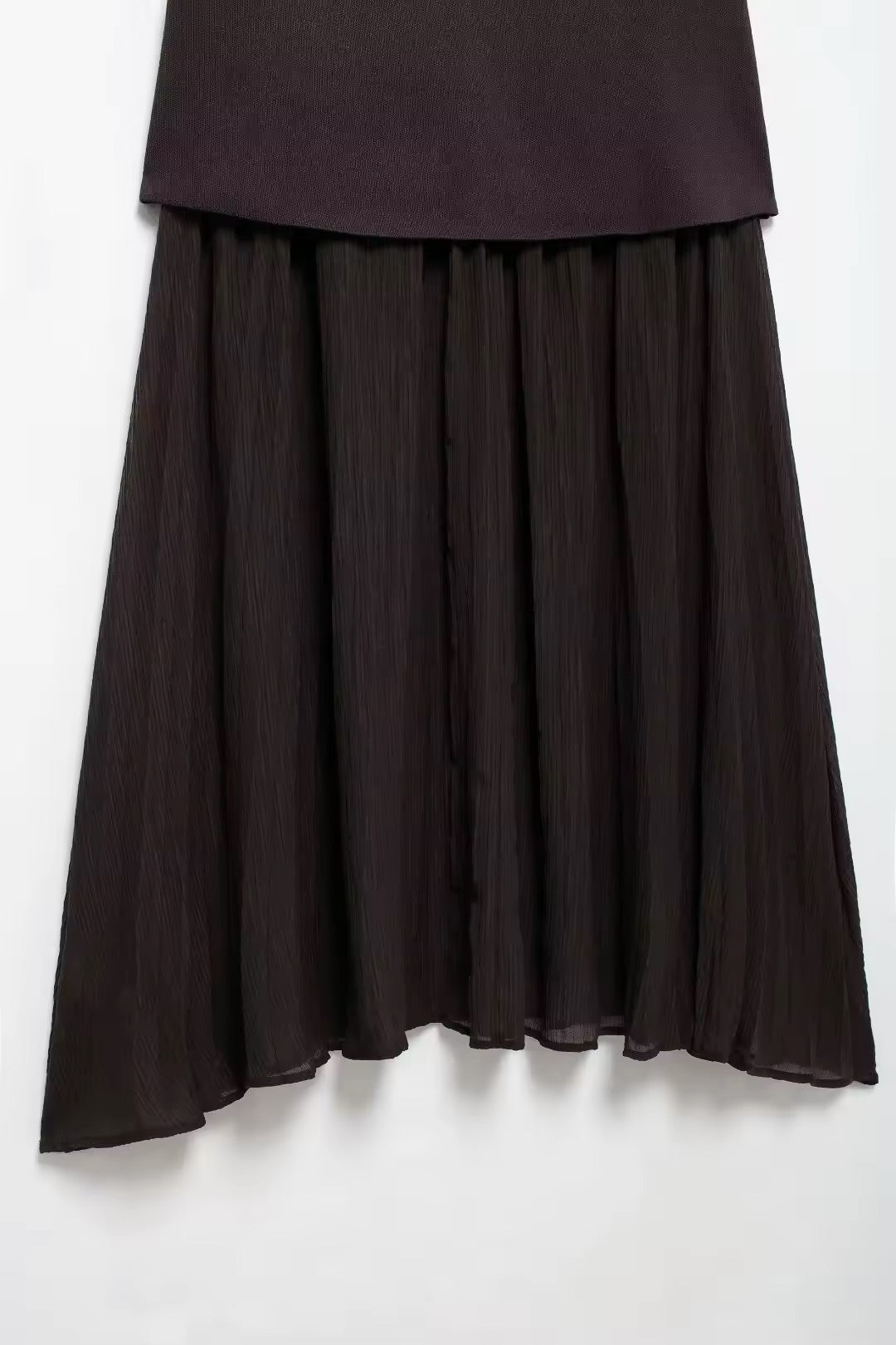 ENSEMBLE JUPE PLISSÉ ET GILET