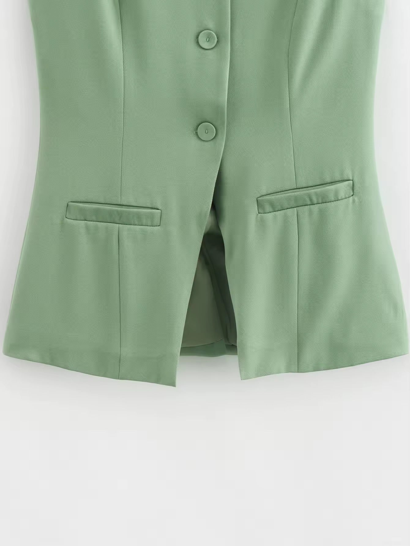 GILET SENZA MANICHE DI MEDIA LUNGHEZZA