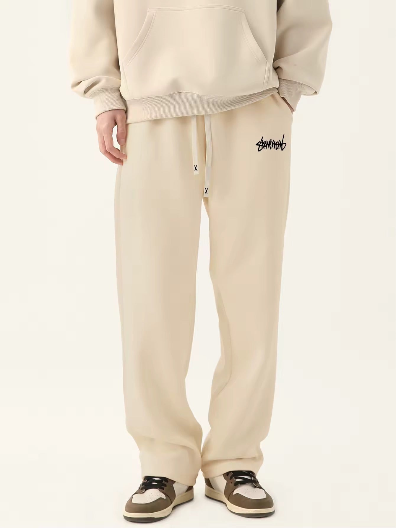 PANTALONI DA JOGGING CON LACCI • UOMO