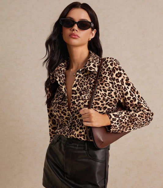 CAMICIA CASUAL CON MOTIVO LEOPARDATO 
