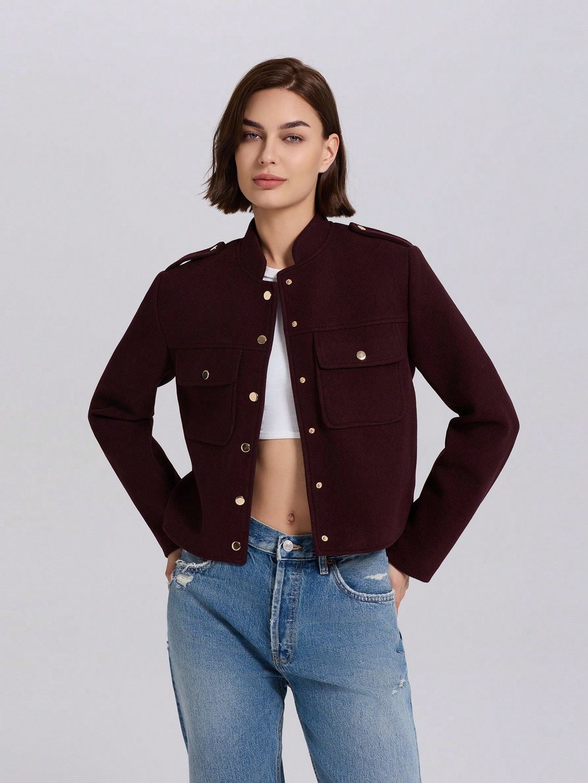 Veste boutonnée en or