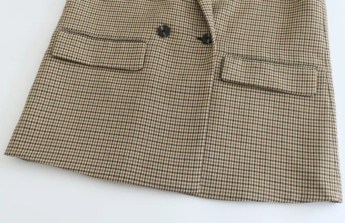 Checked blazer • Women