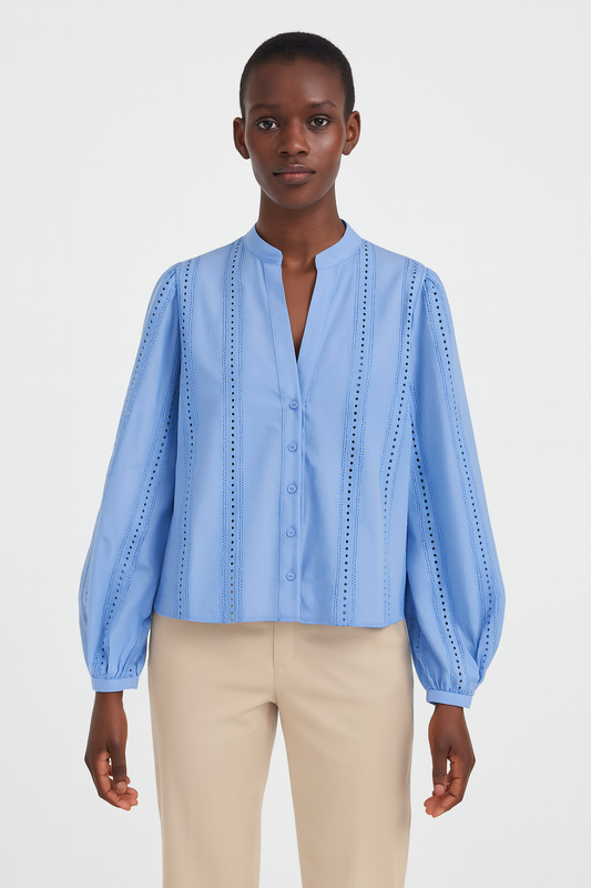 BLOUSE AJOURÉE À MANCHES LONGUES