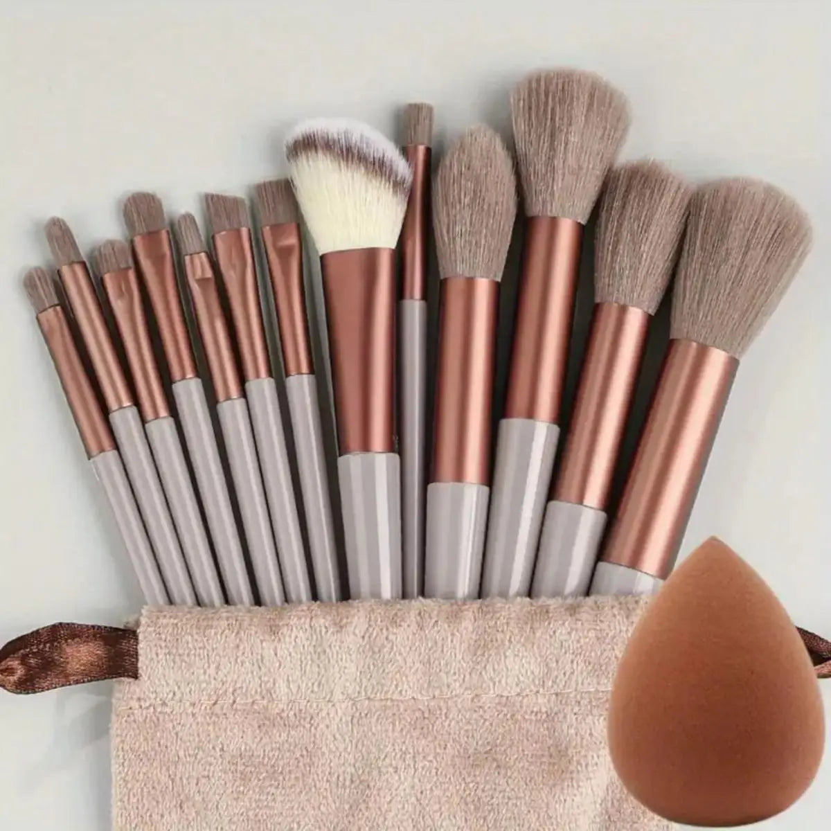 Set di 13 pennelli professionali per trucco 