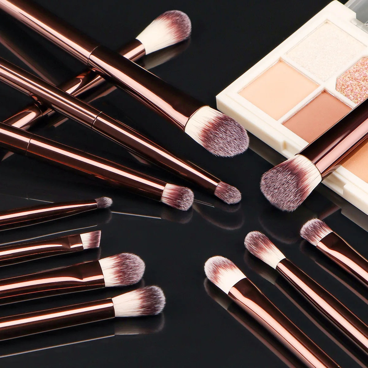 Set di pennelli per trucco versatile